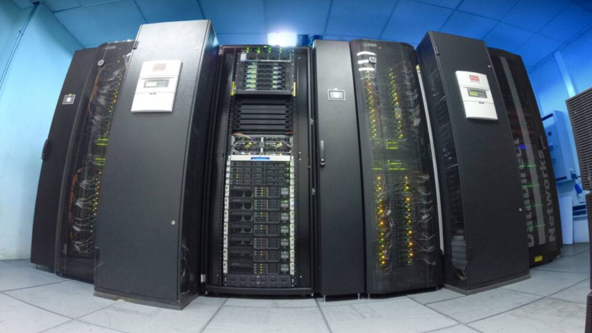“Quien no computa, no compite”: Chile crea moderno laboratorio para impulsar la IA