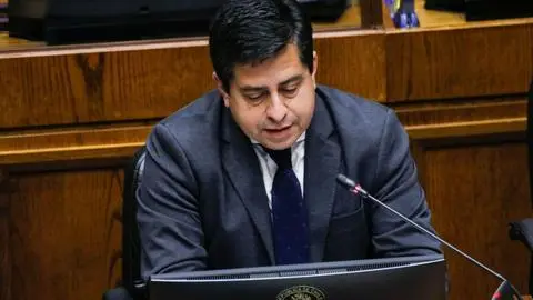 Ley mordaza 2.0: Senadores buscan sancionar la difusión de casos reservados