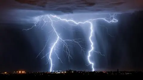 Meteorología emite aviso para Concepción y el Biobío por tormentas eléctricas
