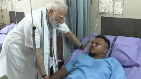 “Todo sucedió delante de mis ojos”: Único sobreviviente relata la caída del avión con 242 personas en India