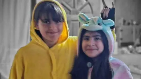 Intensa búsqueda de hermanas de 9 y 12 años en Queule: Habrían acordado huir de su casa en juego online