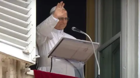 Papa León XIV insta a frenar la guerra tras bombardeo de EE.UU. a Irán
