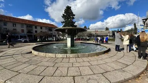 Inician obras de mejoramiento en la Plaza Perú de Concepción: Invertirán $1.240 millones