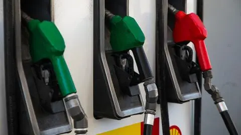 Cuánto y cuándo podría subir el precio del combustible en Chile por la guerra en el Medio Oriente