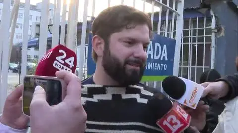 “Está sanita”: Presidente Boric celebra el nacimiento de Violeta
