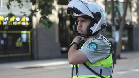 Conductor atropelló a Carabinero en cercanías de La Moneda: Habría estado ebrio