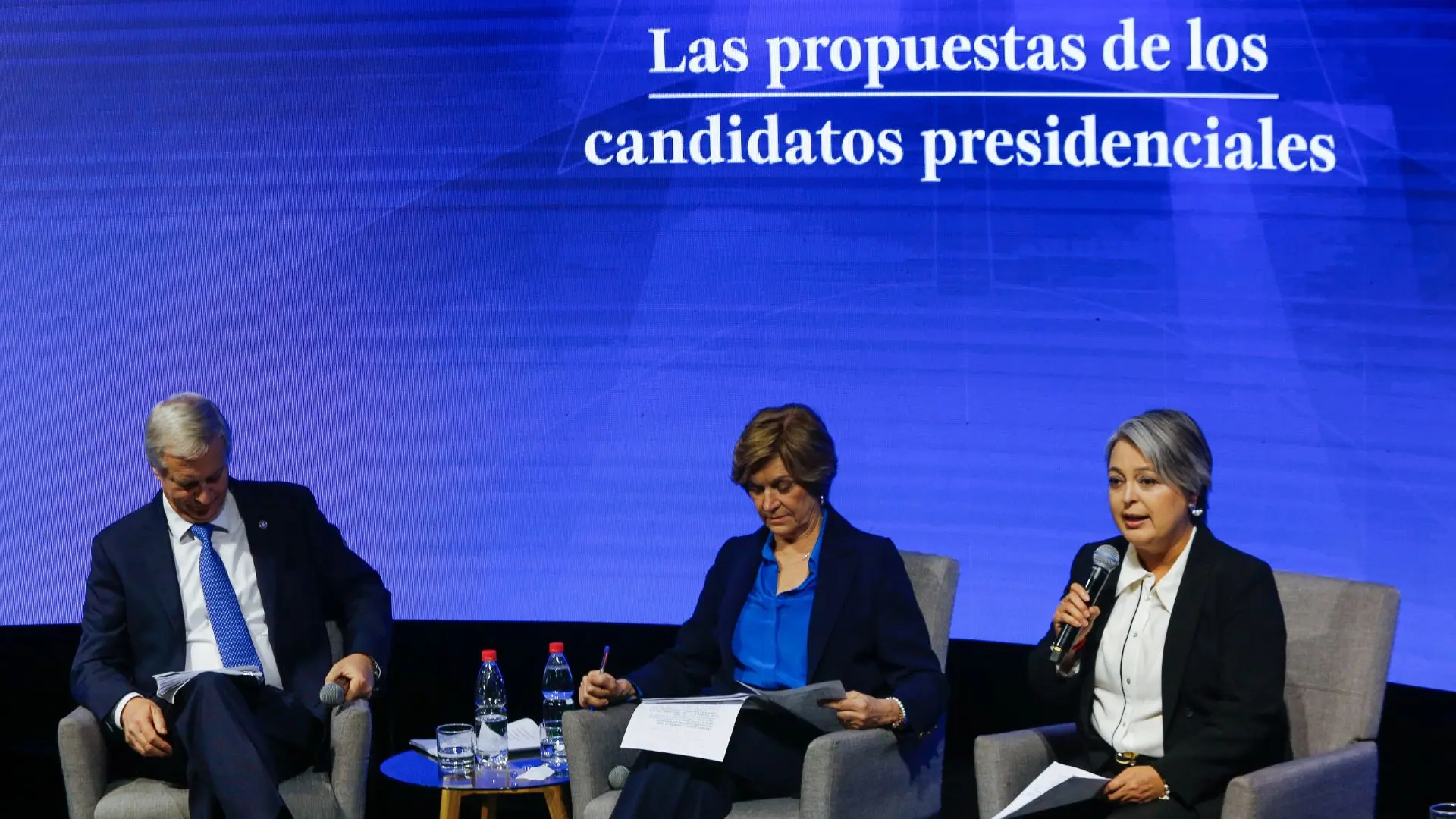 “Seguramente no me gane ningún voto en este foro, pero prefiero decir la verdad”: Jeannette Jara durante debate de Sofofa