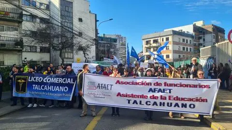 Comunidades educativas de Talcahuano exigen soluciones urgentes ante crisis financiera