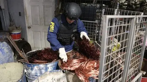 Cae organización criminal por robo de cables que causó apagones en el Gran Concepción: Iban a exportar toneladas a China y Rusia