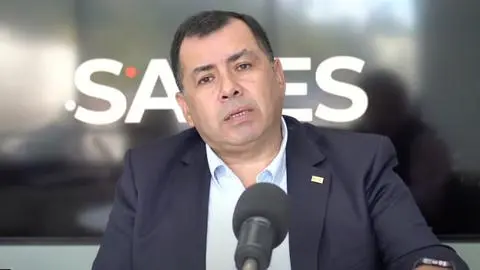 Rector de la UCSC aseguró que el CAE “es un mal sistema” y que el FES “no viene a solucionar un problema”