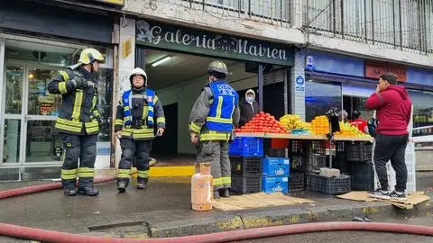Explosión de gas en céntrica galería de Concepción: locatario resulta con quemaduras