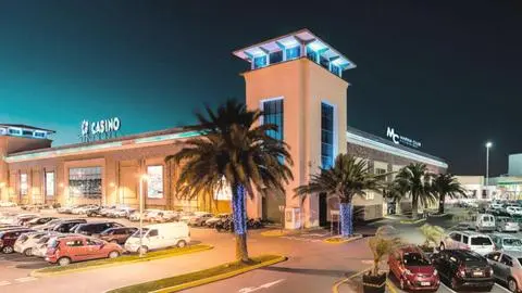 Denuncian violenta agresión a dirigente de sindicato de casino MDS en medio de huelga: Empresa rechazó ataque