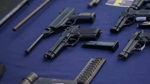 Seremi de Seguridad: Últimos asesinatos en el Biobío se vinculan con “armas inscritas que terminan en el crimen organizado”
