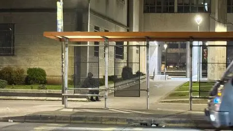 A metros de unidad de control de Carabineros: Joven es baleado cerca del Palacio de Tribunales en Concepción