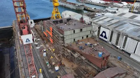 Presidente Gabriel Boric visita Talcahuano por el Proyecto Escotillón IV en ASMAR