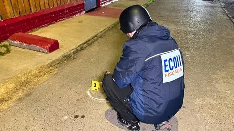 Joven de 23 años en riesgo vital tras recibir múltiples disparos en su domicilio