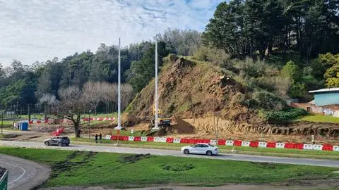 Remoción de tierra y tala de árboles en cerro del Parque Ecuador: lo que hay detrás de las obras que sorprenden en Concepción
