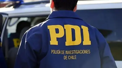Asalto a PDI termina con un muerto y un herido en pleno centro de Santiago