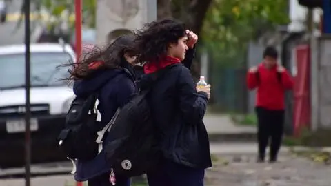 Anuncian fuertes rachas de viento para Biobío y Ñuble este miércoles 20 de mayo