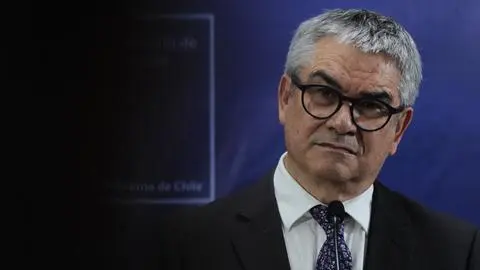 Avanza el proyecto para eliminar los cobros en UF: Marcel lo calificó de “terremoto” para los créditos hipotecarios