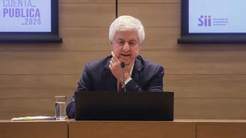 Quién es Javier Etcheberry: La extensa carrera del director del SII denunciado por no pago de contribuciones