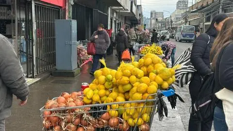 El trabajo para erradicar al comercio ambulante de Concepción: “Tenemos identificada la red de distribución”