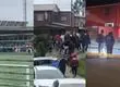 Pelea entre hinchas de fútbol deriva a balacera en San Pedro de la Paz: Deja un herido y una casa impactada con “balas locas”