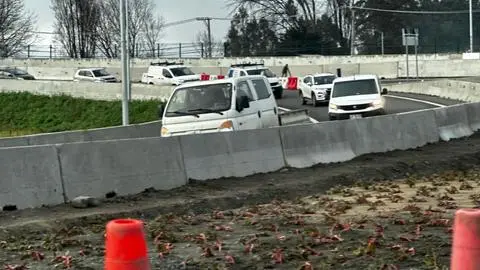 Desinformación y deficiencia vial: Las causas del taco a la salida de Boca Sur
