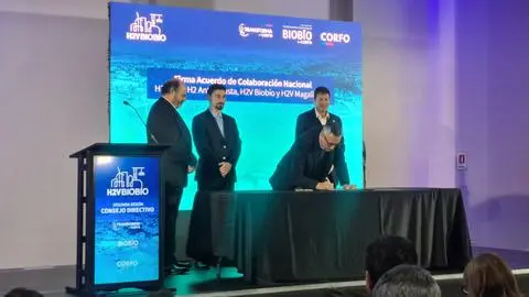 Región del Biobío se posiciona como referente nacional en hidrógeno verde al firmar acuerdo interregional