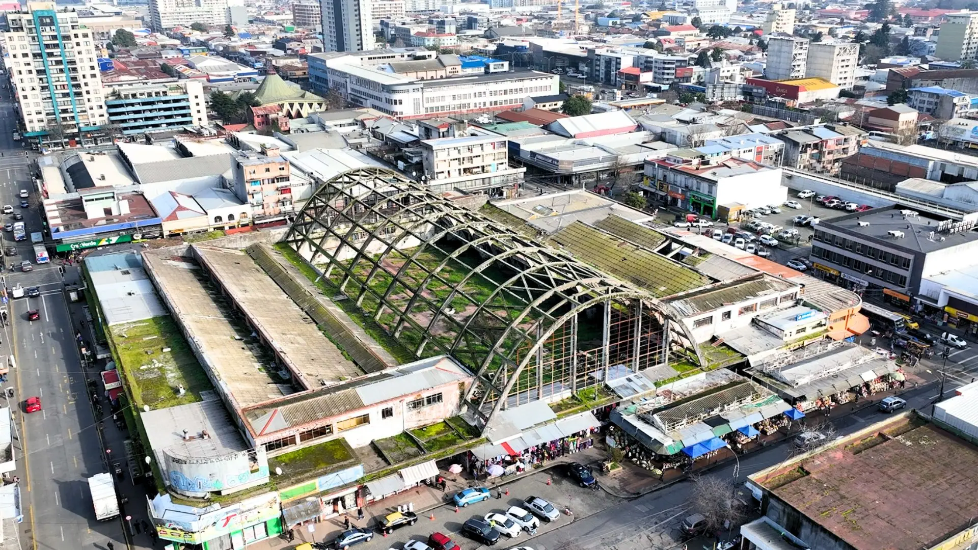 Municipio de Concepción y Gobernación Regional dan nuevos pasos de cara a la reconstrucción del Mercado Central de Concepción
