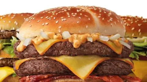 “Echaste a perder todo”: Redes critican radical cambio que aplicó McDonald’s a la receta de sus hamburguesas