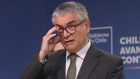 Ministro Mario Marcel renuncia al Gobierno y a su cargo en el Ministerio de Hacienda