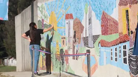 Rere celebra su historia con mural patrimonial creado por la comunidad