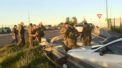 Pavimento resbaladizo, choque múltiple y encerrona: La desafortunada mezcla matinal en Camino a Melipilla