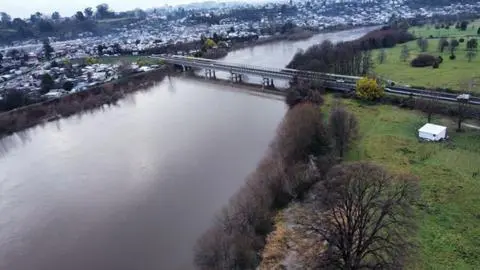 Senapred mantiene Alerta Roja por desborde en Angol y Los Sauces tras aumento del río Rahue