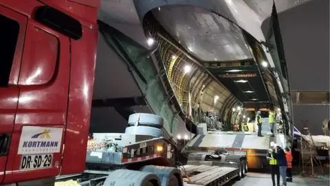 Gigante del aire aterriza en Concepción: Antonov AN-124 llega con carga clave para la Línea 3 de Planta Arauco