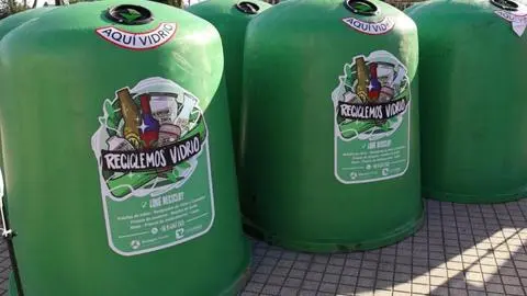 Buscan instalar más de 100 puntos de reciclaje de vidrio en Penco para 2026