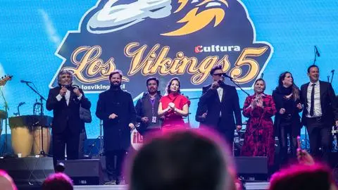 Sacó los prohíbidos: Los Viking´s 5 hacen bailar al Presidente Gabriel Boric en la inauguración de La Pampilla