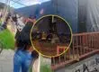Transeúntes de Concepción se arriesgan y pasan por debajo de trenes de carga: Denuncian que bloquean el cruce peatonal
