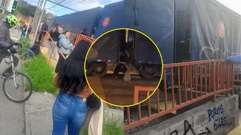 Transeúntes de Concepción se arriesgan y pasan por debajo de trenes de carga: Denuncian que bloquean el cruce peatonal