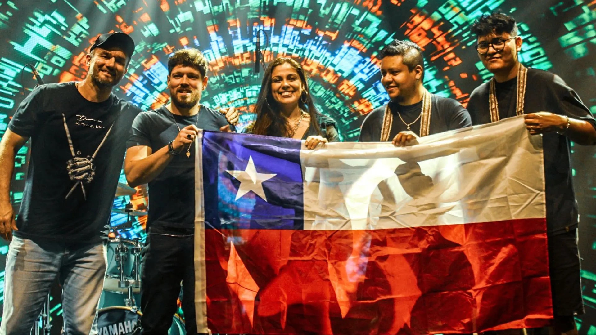 “Es un honor gigantesco”: Cantante del Biobío se presentó exitosamente en festival de música en Brasil