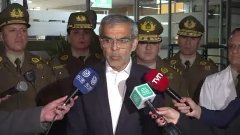 Carabinero en estado grave tras ser agredido durante control en Santiago: Hay un detenido