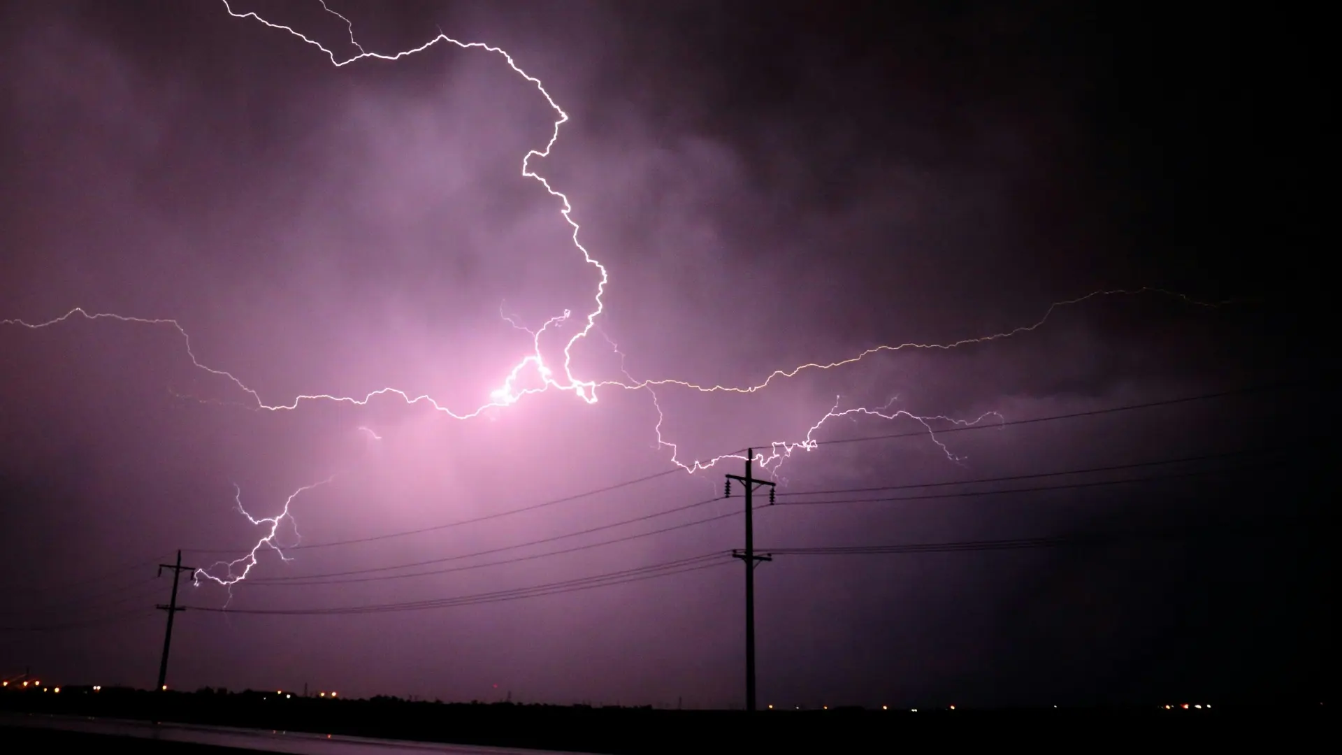 Tormentas eléctricas afectarían al Biobío este fin de semana