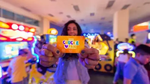 Chuck E Cheese te invita a vivir la experiencia del pase Chuck E Fan: descuentos, puntos de juego y carga extra