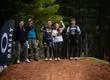 Hans Pulgar y Paz Gallo hacen historia en Angol: se coronan campeones nacionales de Downhill en El Parque CMPC Junquillar