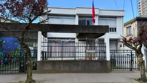 Educación personalizada, sin uniformes ni largas jornadas: así es el modelo del Colegio Libre Athens de Concepción