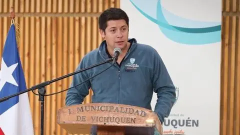 “Errar es humano y se asume como hombre”: Alcalde de Vichuquén rompe el silencio tras ser detenido conduciendo en estado de ebriedad