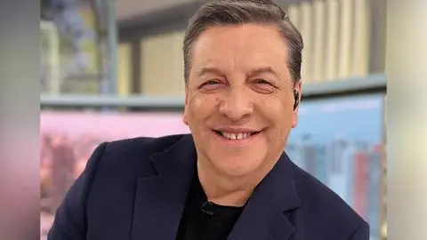 “Cuando sube es el único contento en este país”: Revelan el impresionante sueldo que recibe JC Rodríguez en UF