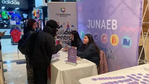 Junaeb instalará stand en Mall del Centro para difundir los beneficios que ofrece