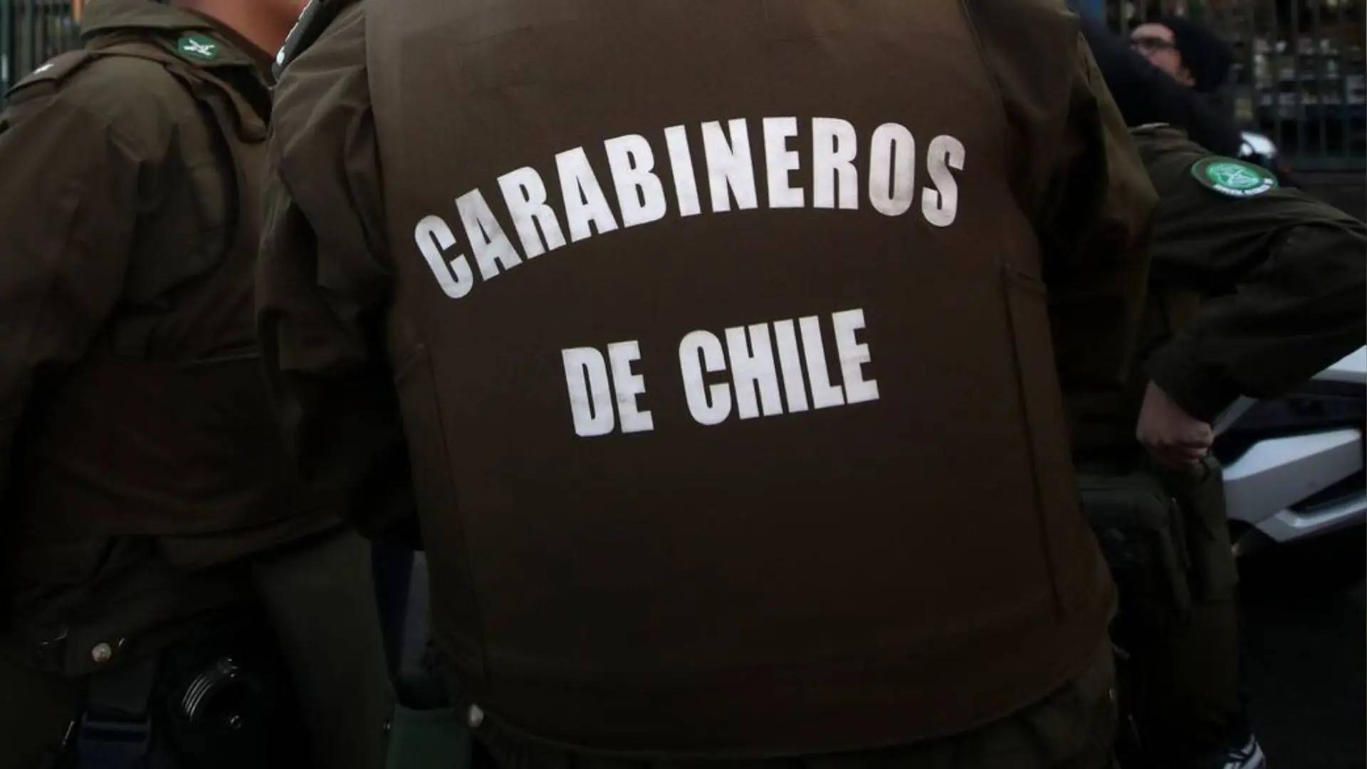Investigan muerte de carabinero al interior de comisaría en Santiago Centro
